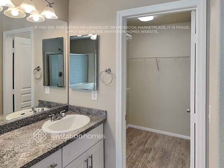 Building Photo - 9287 Alta Monte Ct