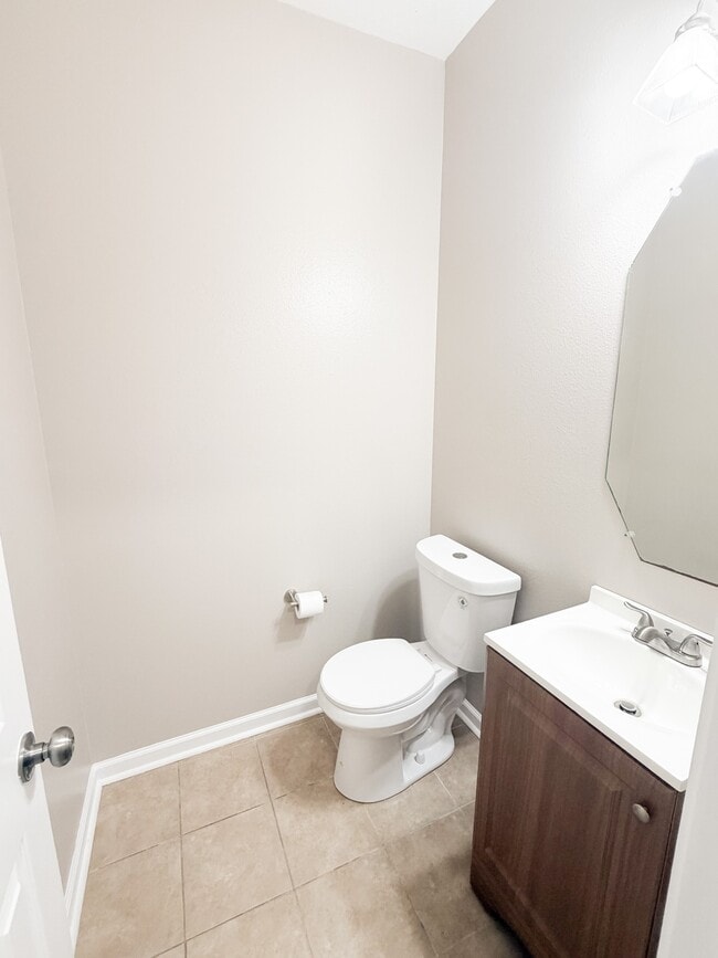 Building Photo - 4422 Park Trail Ln
