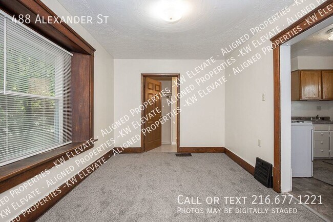 Building Photo - 3 floor Bright & Vibrant 4 bedroom home !