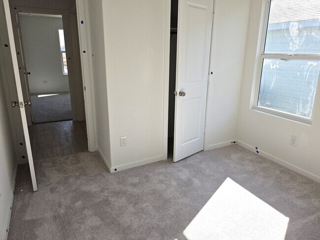Building Photo - 9144 Luciano Pl
