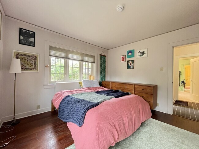 Building Photo - Charming Cottage Home with Timeless Character, Hardwood Floors, Flexible Living Spaces, and Expan...