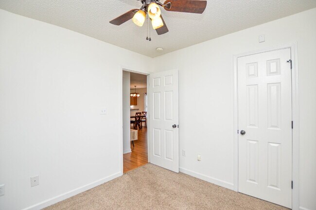 Building Photo - 3219 Cottage Rose Ln