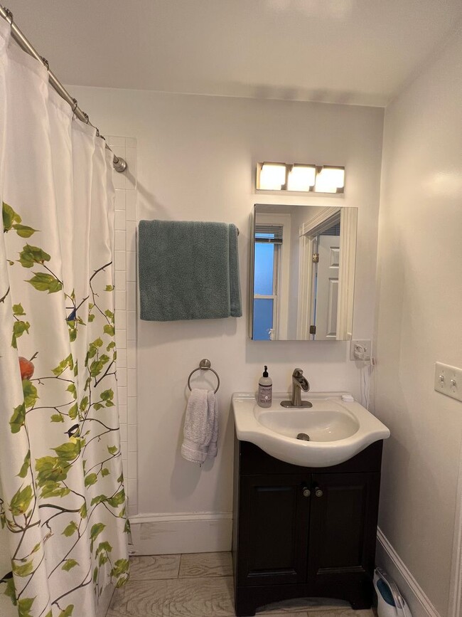 Building Photo - 42-44 Gorham