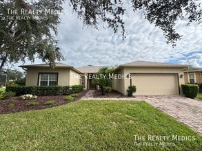 Building Photo - 202 Nova Ave