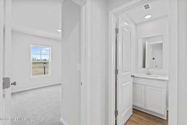 Building Photo - 111 Brazil Nut Cir