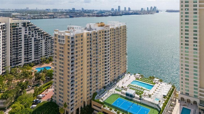 Building Photo - 770 Claughton Island Dr