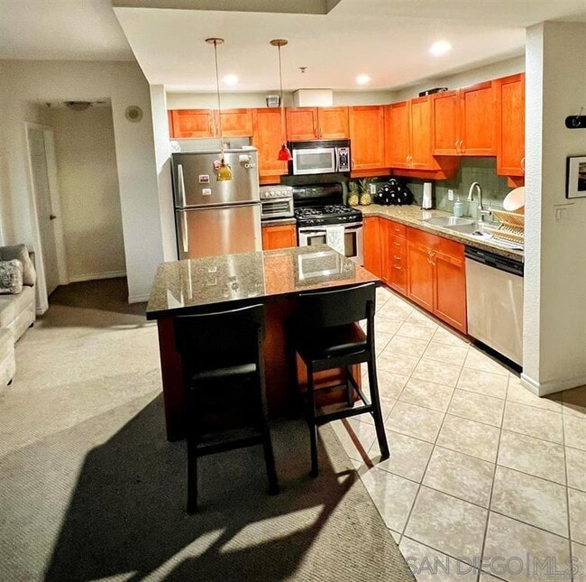 Building Photo - 1240 India St