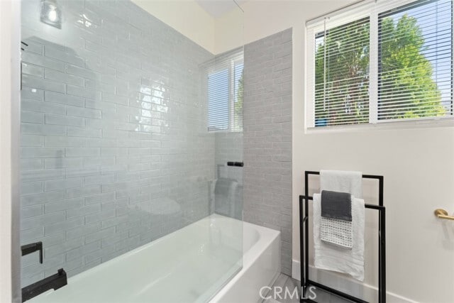 Building Photo - 60468 Latham Trail