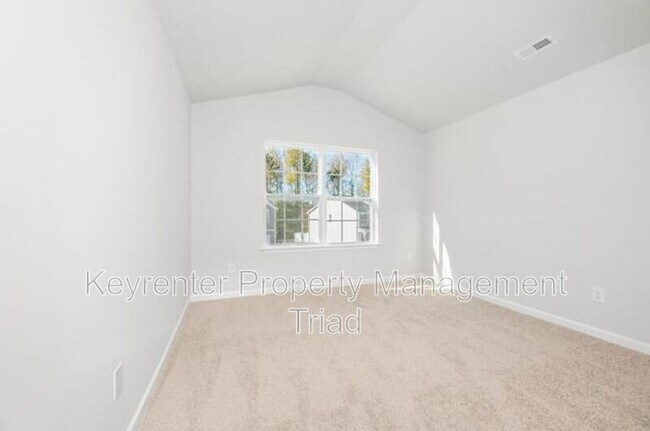 Building Photo - 1122 Banworth Ct