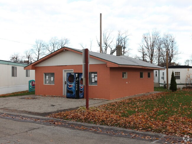 Primary Photo - Maple Knoll Mobile Home Park
