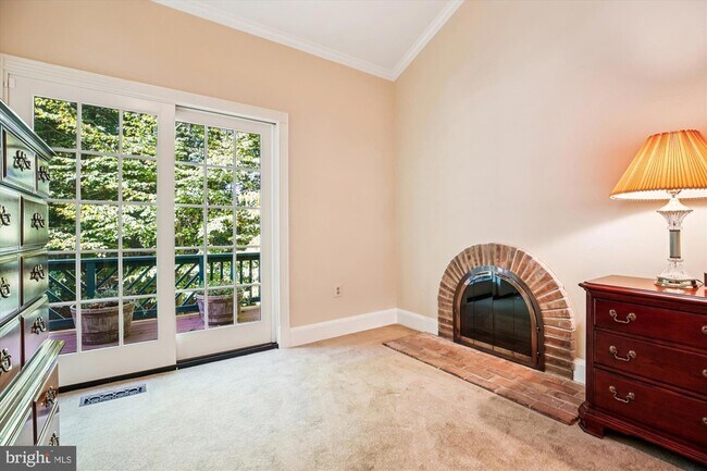 Building Photo - 9454 Newbridge Dr