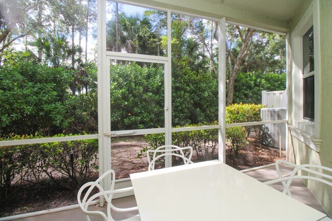Building Photo - MARIPOSA ** SEASONAL (90 DAY MINIMUM STAY)...