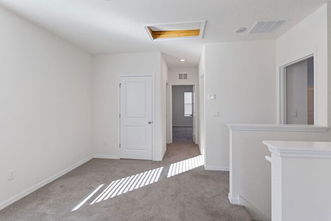 Building Photo - 5557 Birch River Trl