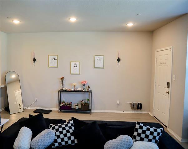 Building Photo - 1836 Indigo Ln