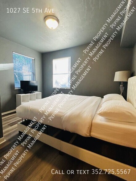 Building Photo - 1027 SE 5th Ave