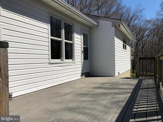 Building Photo - 29781 Oak Rd