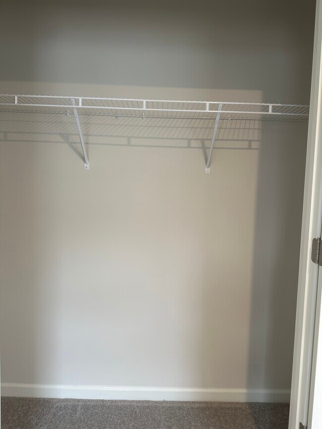 Building Photo - 2252 Robert Gwynne Dr