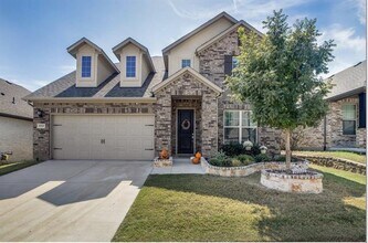 Building Photo - 933 Slate Ln