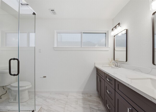 Building Photo - 5103 Austin St