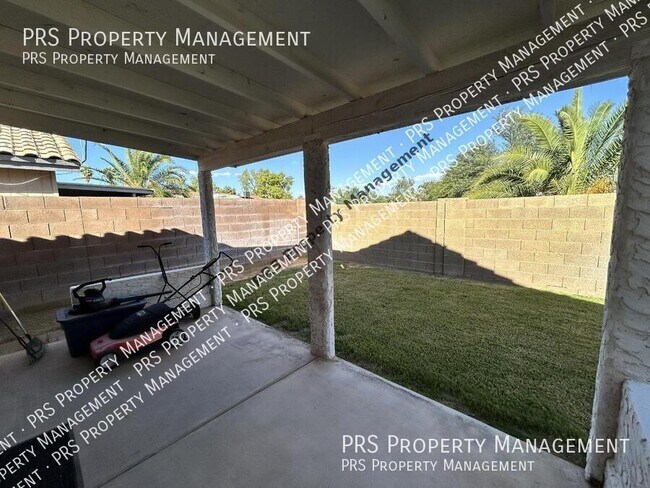 Building Photo - 85 S Crestview St