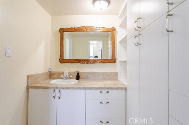 Building Photo - 19026 Keswick St