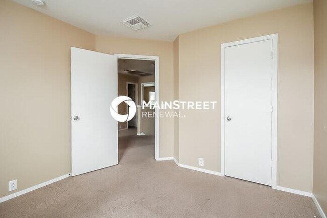 Building Photo - 4 Bedroom Pet-Friendly Home in Fresno, TX with Main Street Renewal