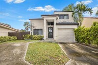 Building Photo - 11335 SW 74th Ln