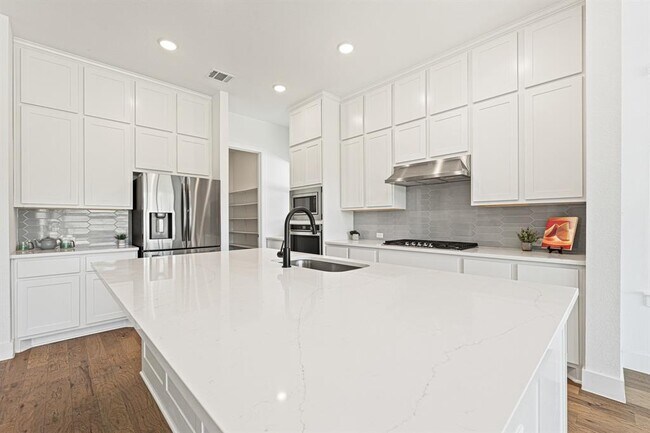 Building Photo - 1105 Lickety Ln
