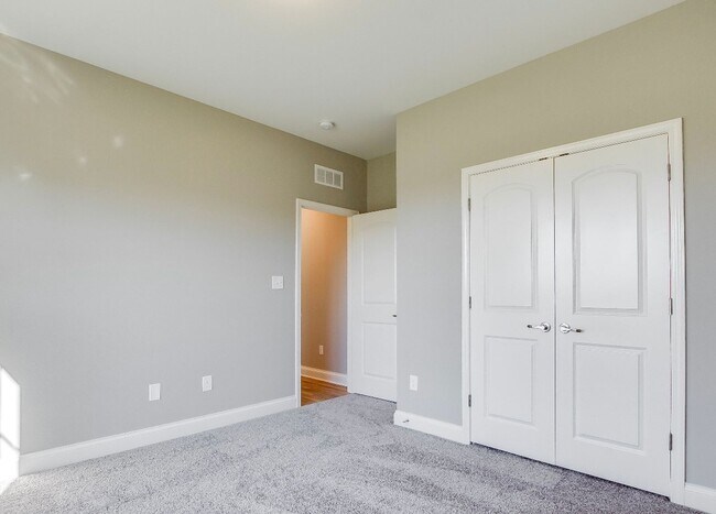 Building Photo - Gorgeous Newer Construction Home!