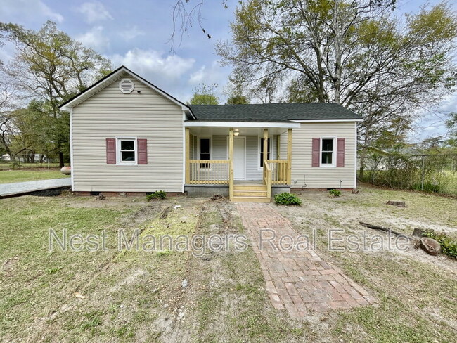 Building Photo - 318 Grimes St