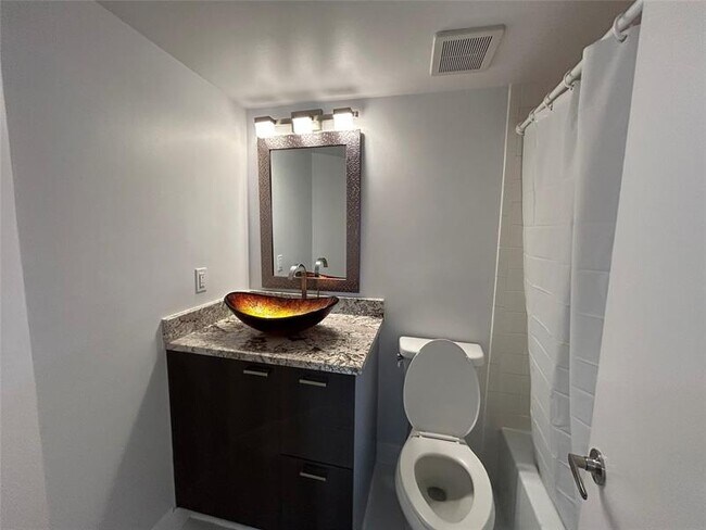 Building Photo - 2391 NW 89th Dr