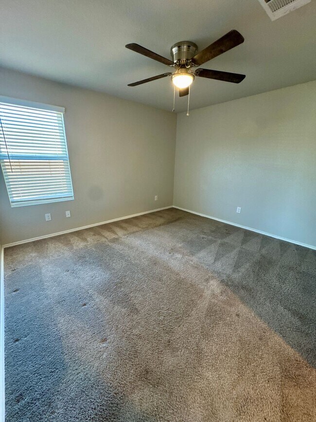 Building Photo - Bulverde Area - Hidden Trails Subdivision 3 beds 2 bath Home for Rent