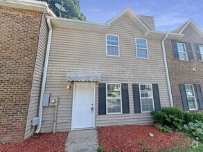 Building Photo - 5542 Pine Gate Dr