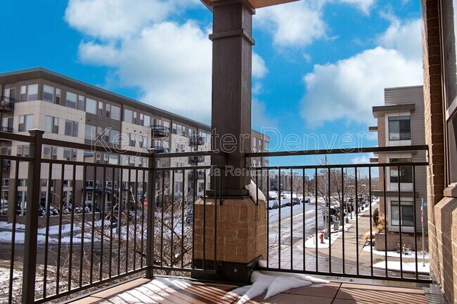 Building Photo - 492 S Saulsbury St