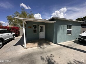 Building Photo - 1132 E Devonshire Ave