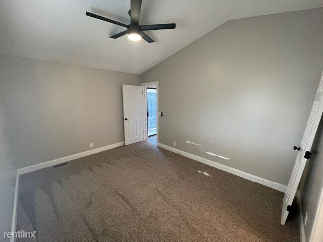 Building Photo - 2 br, 2 bath House - 416 S Woodchuck Ln