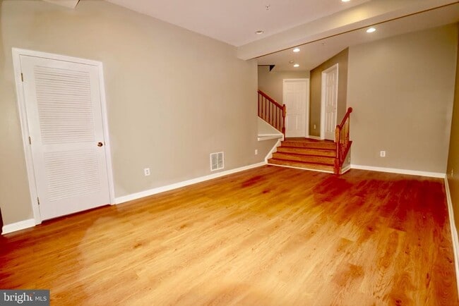 Building Photo - 25323 Damascus Park Terrace