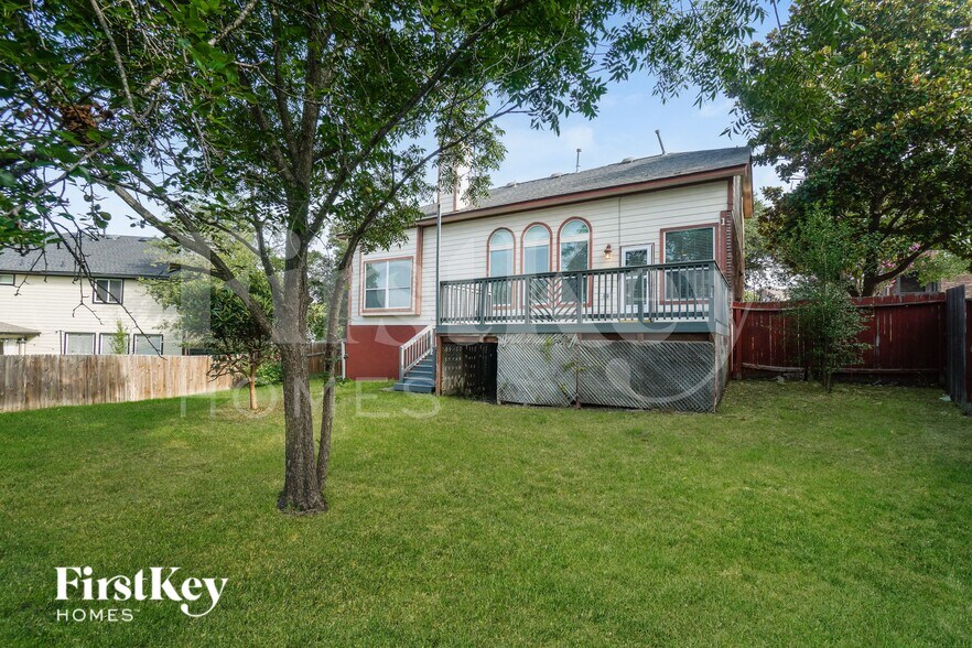 Building Photo - 20930 Pedregoso Ln