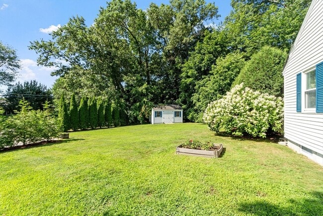 Building Photo - 68 Oak Hill Rd