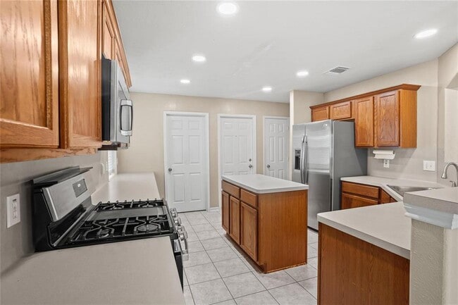 Building Photo - 8922 Green Castle Way