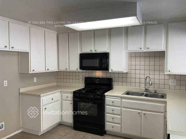 Building Photo - 3437 Yuba Cir