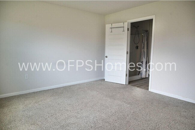 Building Photo - 429 Scarborough St