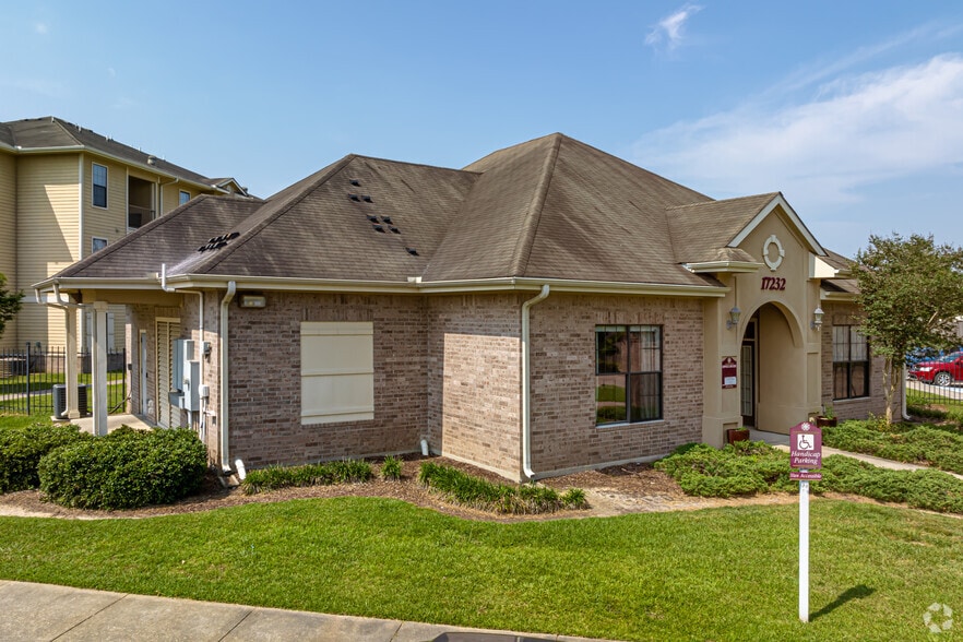 Reserve at Jefferson Crossing 17232 Jefferson Hwy Baton Rouge LA