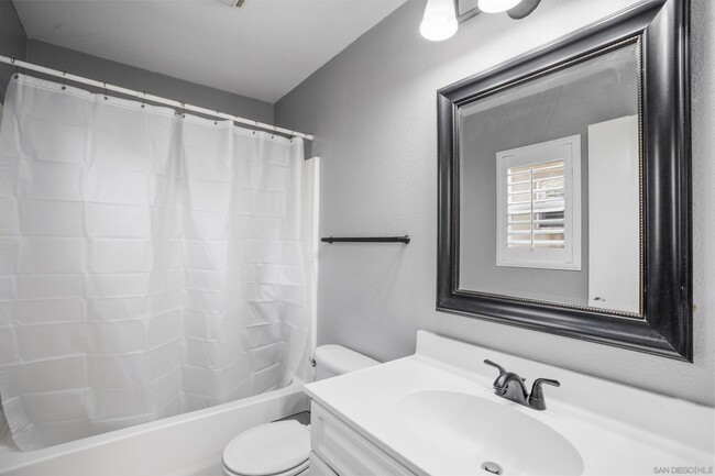 2nd bathroom - 1867 Platte River Ln