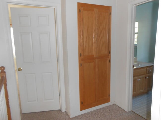 Building Photo - $500 MOVE IN SPECIAL OFF FIRST MONTHS RENT.
