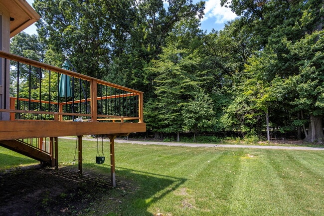 Building Photo - 29893 Trailwood Dr