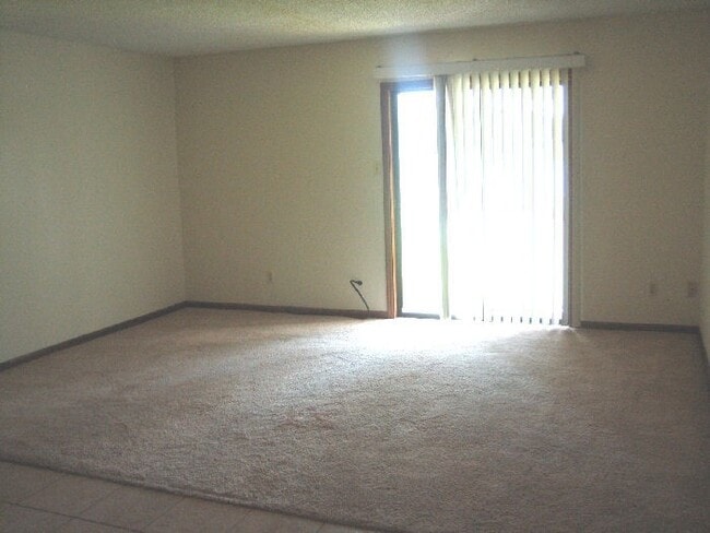 Building Photo - 5267 US-41