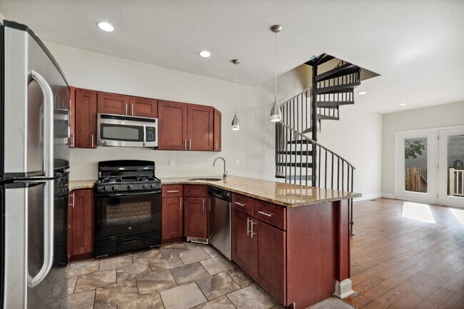 Building Photo - 1906 N 18th St