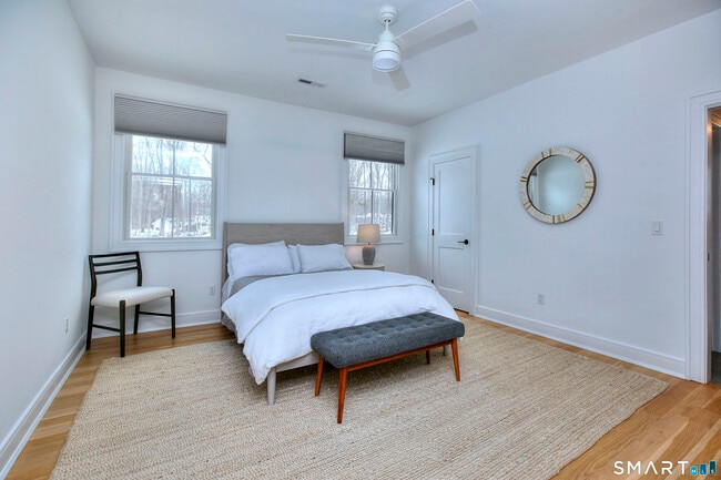 Building Photo - 32 Ridge Rd