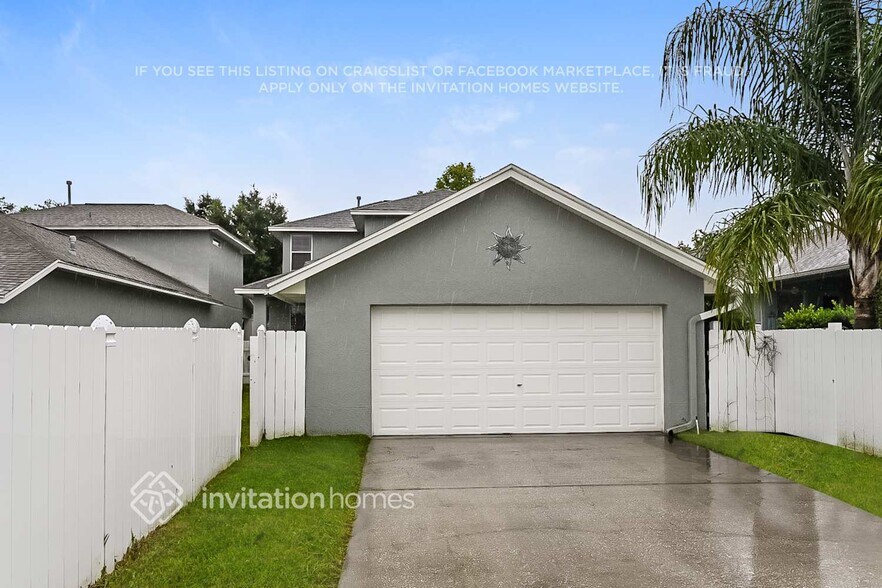 Building Photo - 3739 Dogtrot St